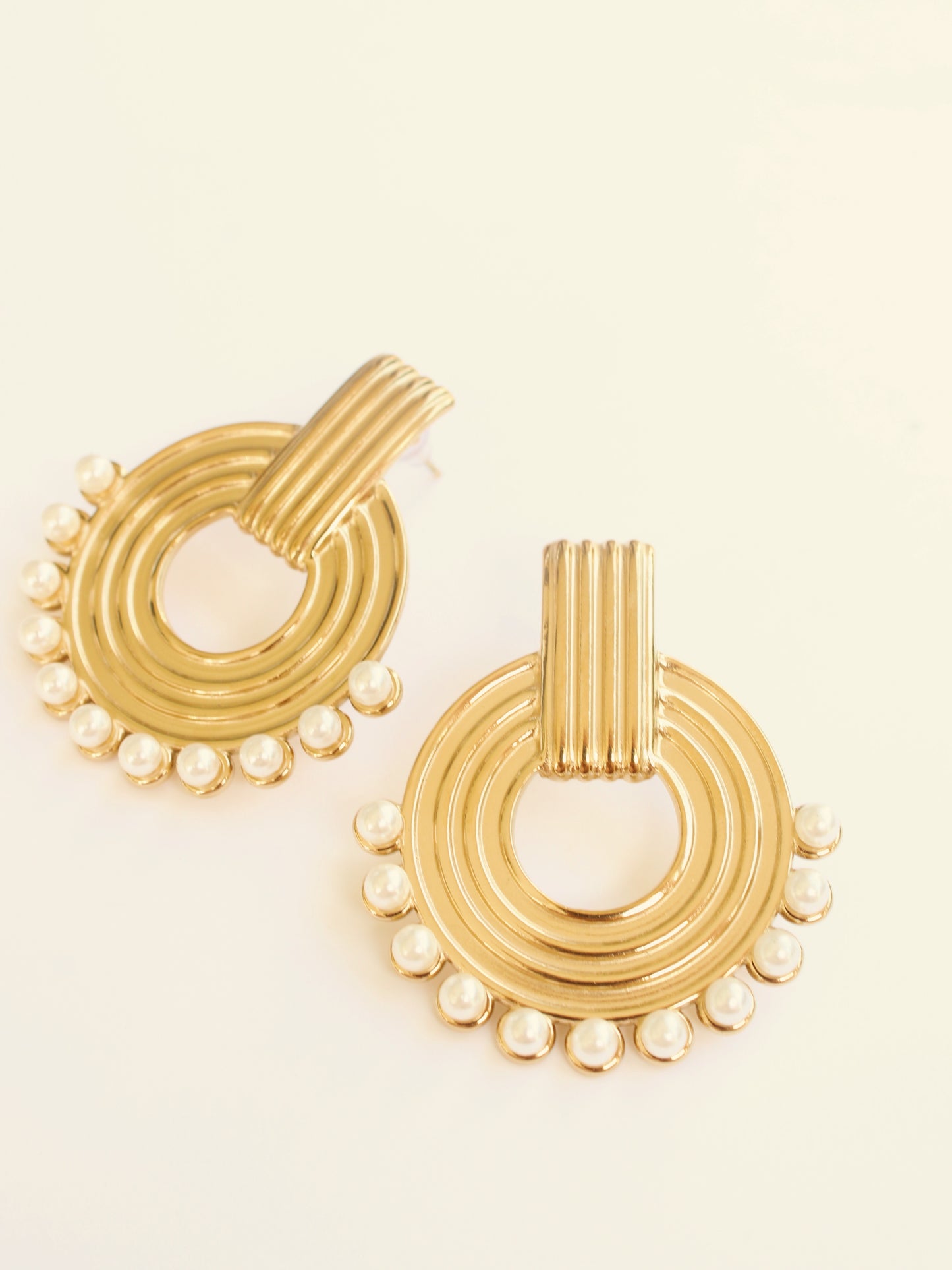 Sunkiss Gold and Pearl Stud