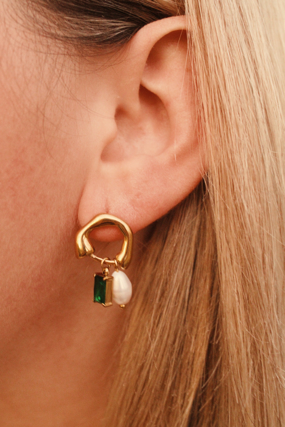 The Viola Emerald and Pearl Stud