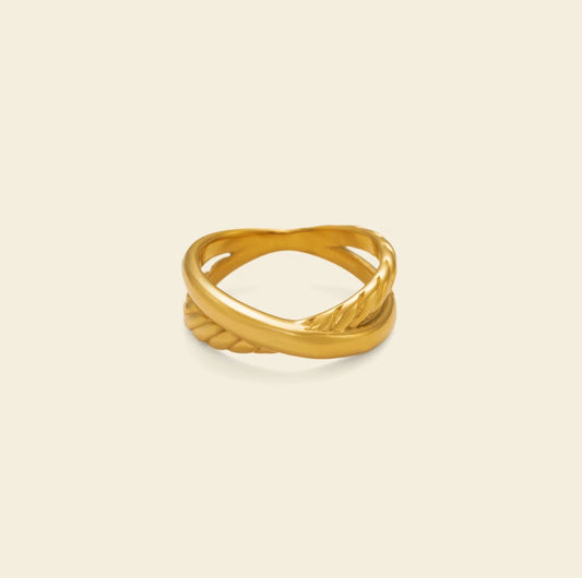 Harper Twist Ring