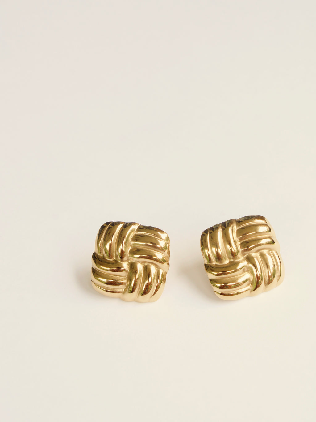 The Elena Geometric Statement Stud