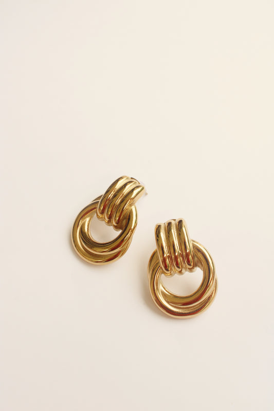 The Wren Gold Stud