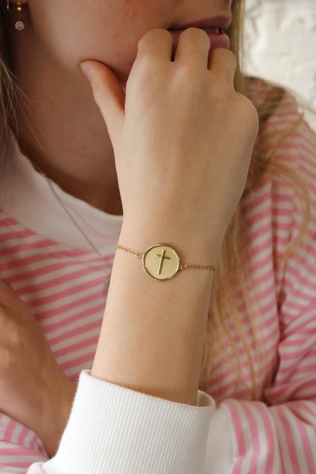 CROSS Bracelet