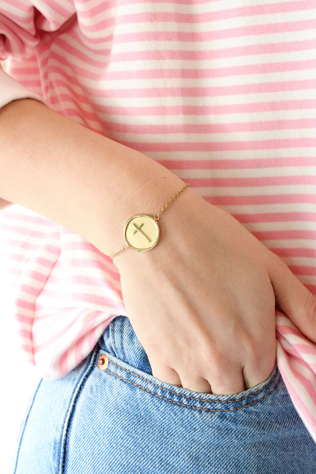 CROSS Bracelet